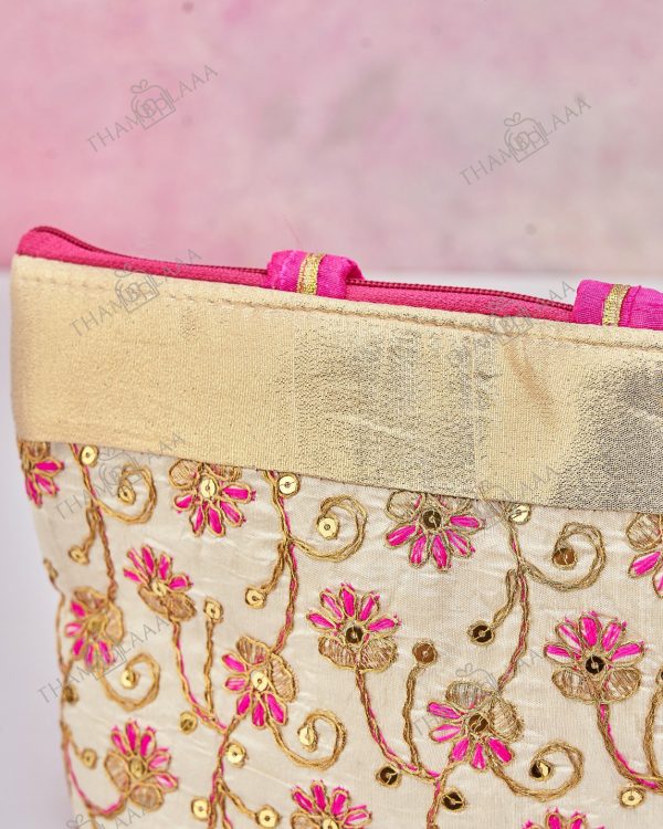 Embroidery Short hand bag