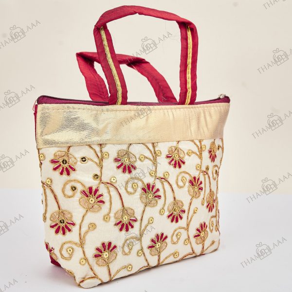 Embroidery Short hand bag