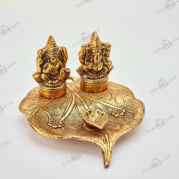 Ganesh Lakshmi Leaf Diya