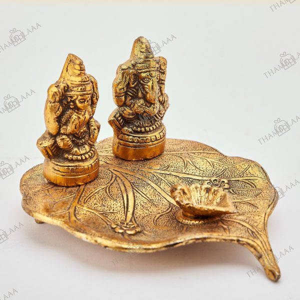 Ganesh Lakshmi Leaf Diya