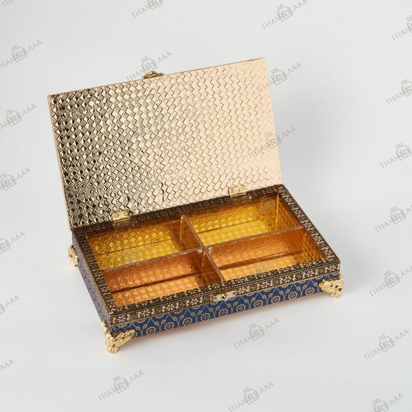 Wooden Dryfruit box