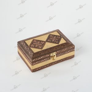 Wooden dry fruit box