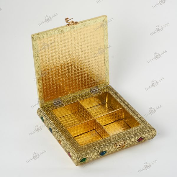 Wooden Dry fruit box