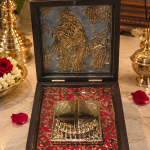 999 SILVER RADHA & KRISHNA PADHAM BOX 4 INCH